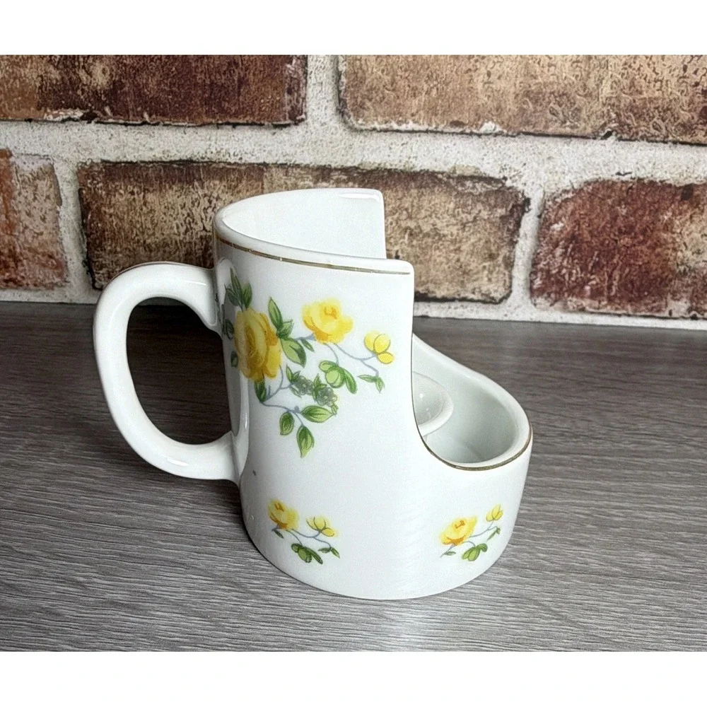 VTG Ceramic Chamberstick Candle Holder Yellow Roses Floral Gold Trim Handle